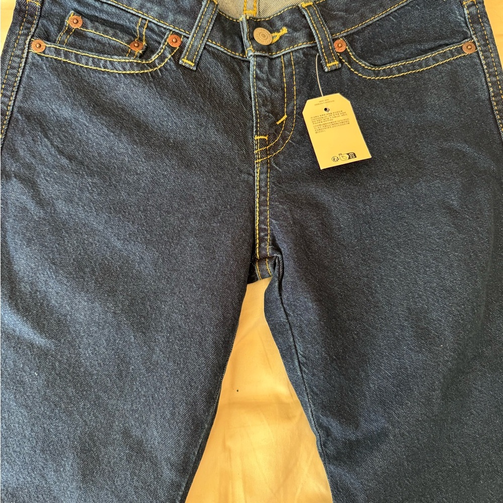 Brand new Levi’s. low rise boot cut jeans size 29x32